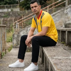 Rumania "Retro History" JELEX Hombre Camiseta